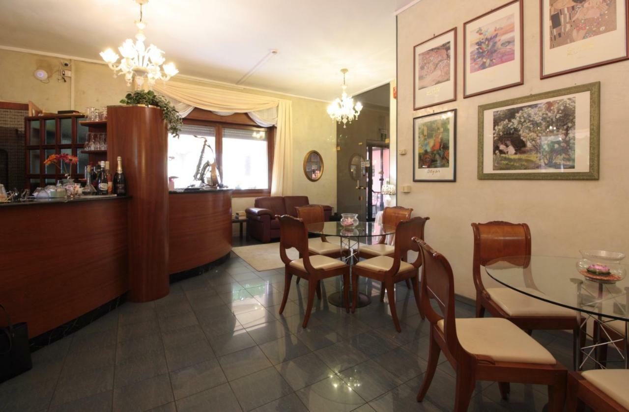 Hotel Rose&Crown Correggio Zewnętrze zdjęcie